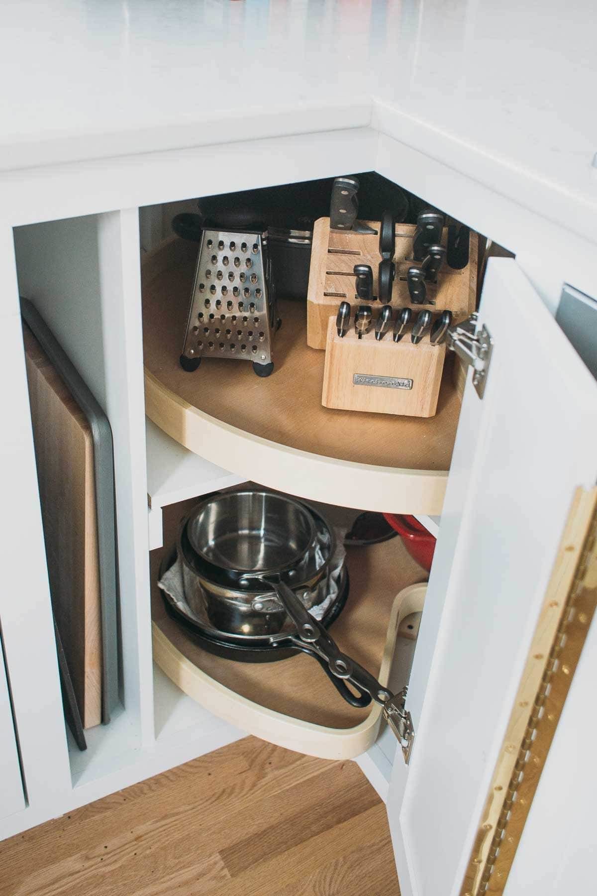 Twisting kitchen cupboards.